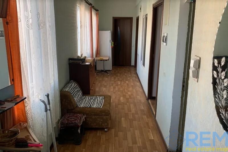 продажа трехкомнатной квартиры номер A-173636 в Приморском районе, фото номер 9